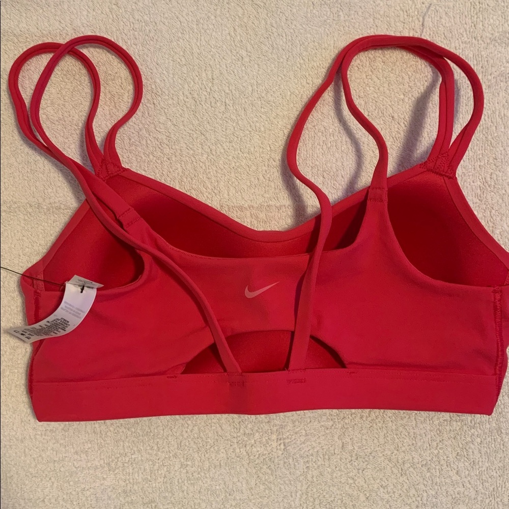 Nike women’s sports bra bundle (2)! NWT size small - Picture 2 of 6